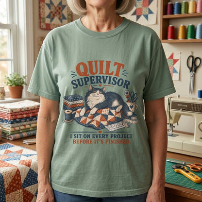 Quilt Supervisor Cat T-Shirt